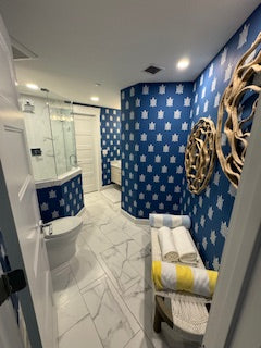 Destin Yacht Club Master Bathroom