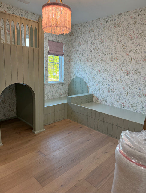 Floral Wallpaper in a Little Girl's Room