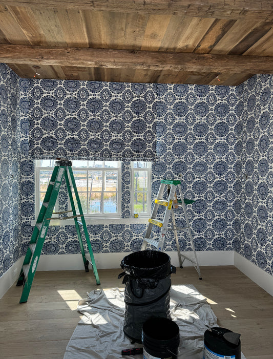 Blue Swirl Pattern Wallpaper in a Room